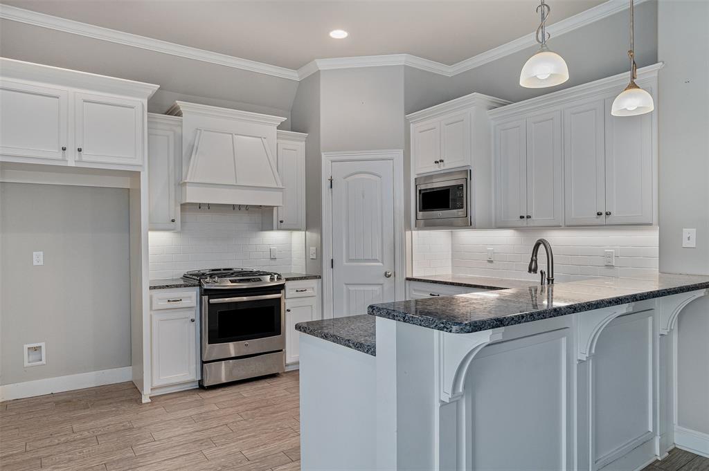 Jamestowne - Residential