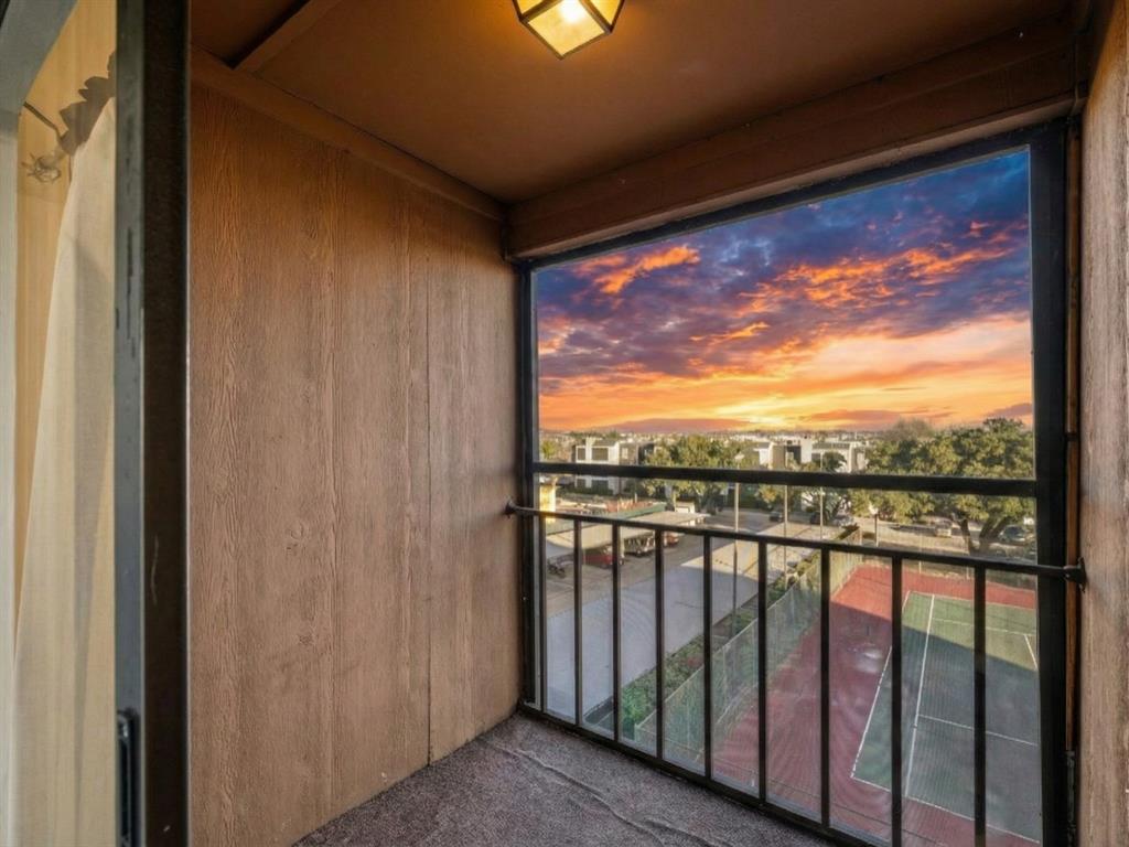 Cambridge Condos Ph 01 03 - Residential