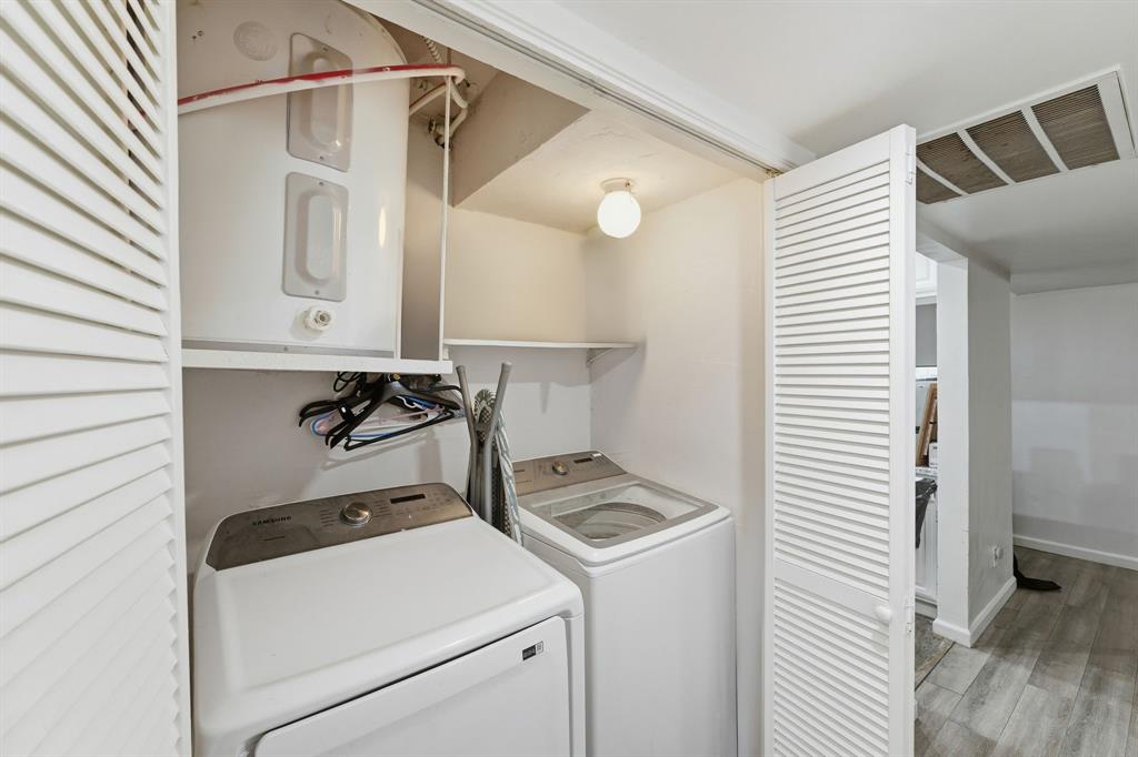 Cambridge Condos Ph 01 03 - Residential