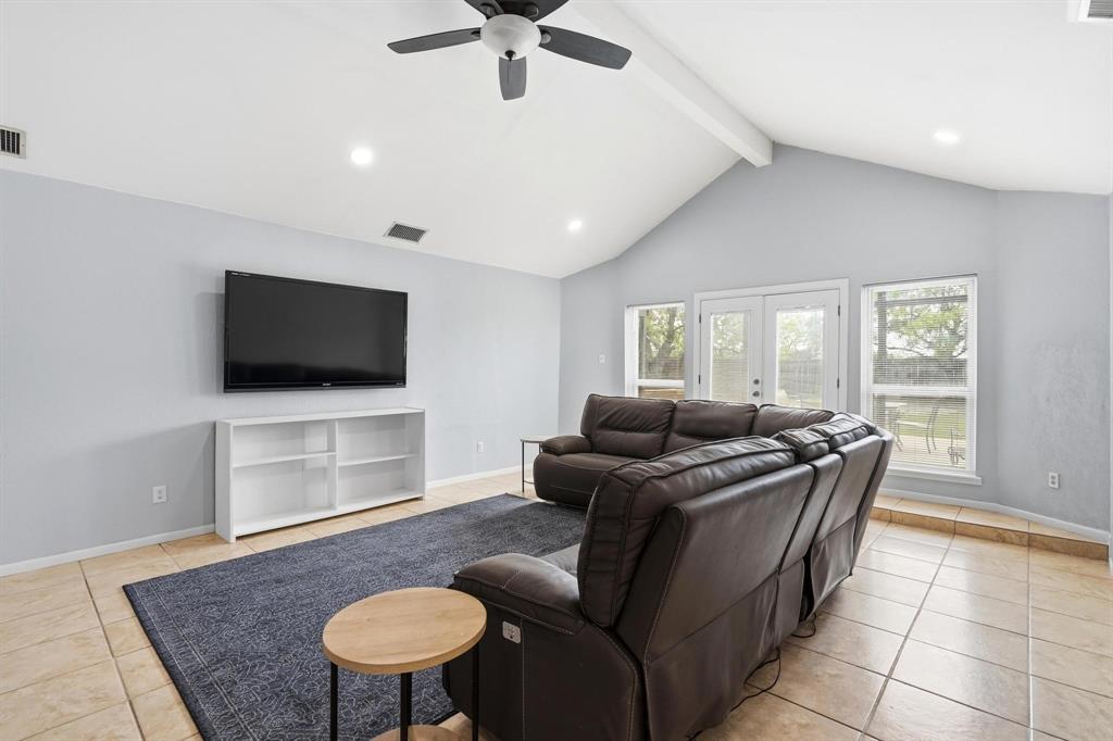 1501 Edgewater Road