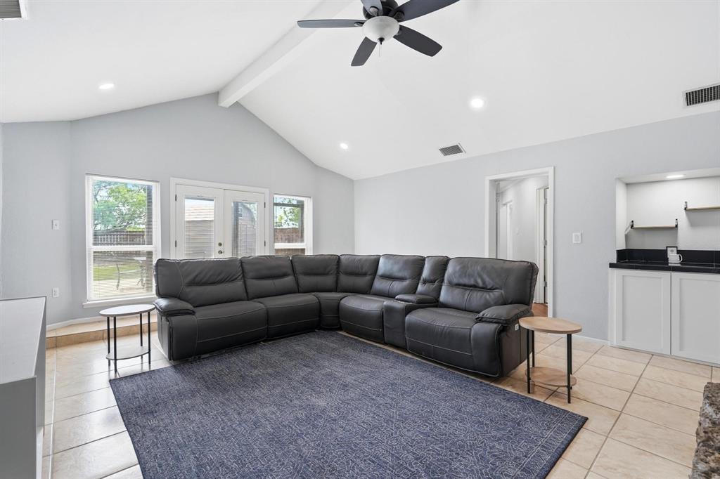1501 Edgewater Road