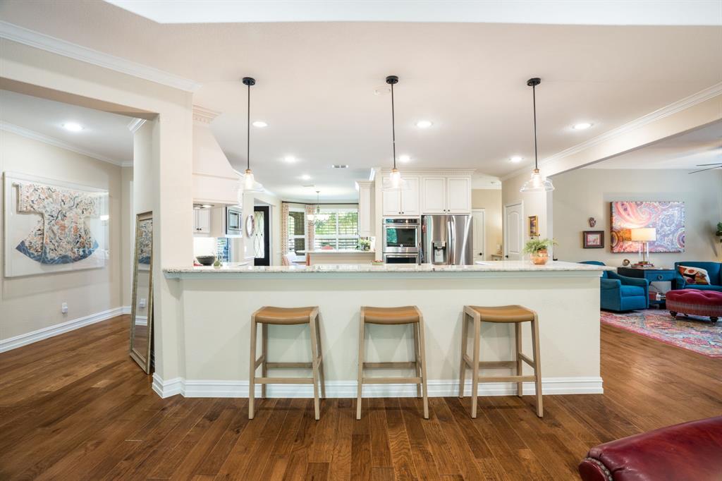 7158 Bluff Point