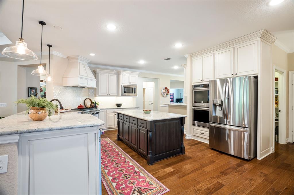 7158 Bluff Point