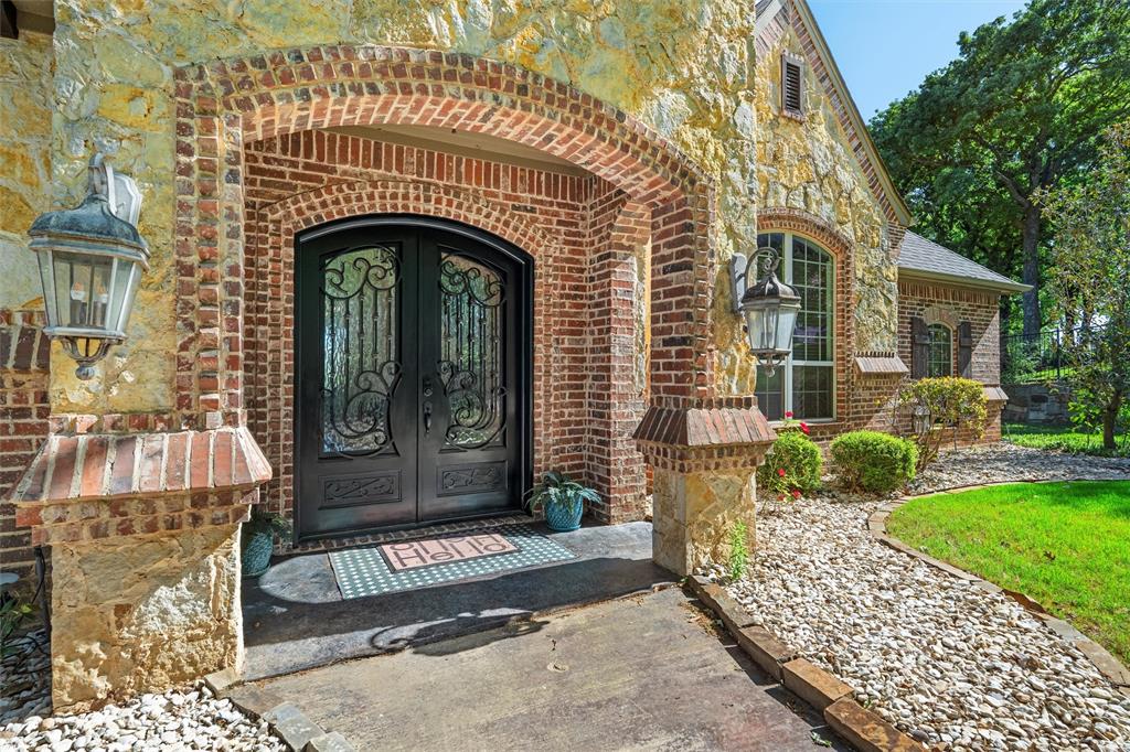 7108 Heritage Oaks Drive