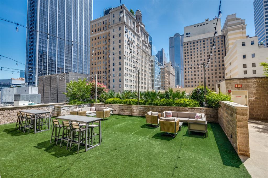 Metropolitan 1200 Main St Condo - Residential