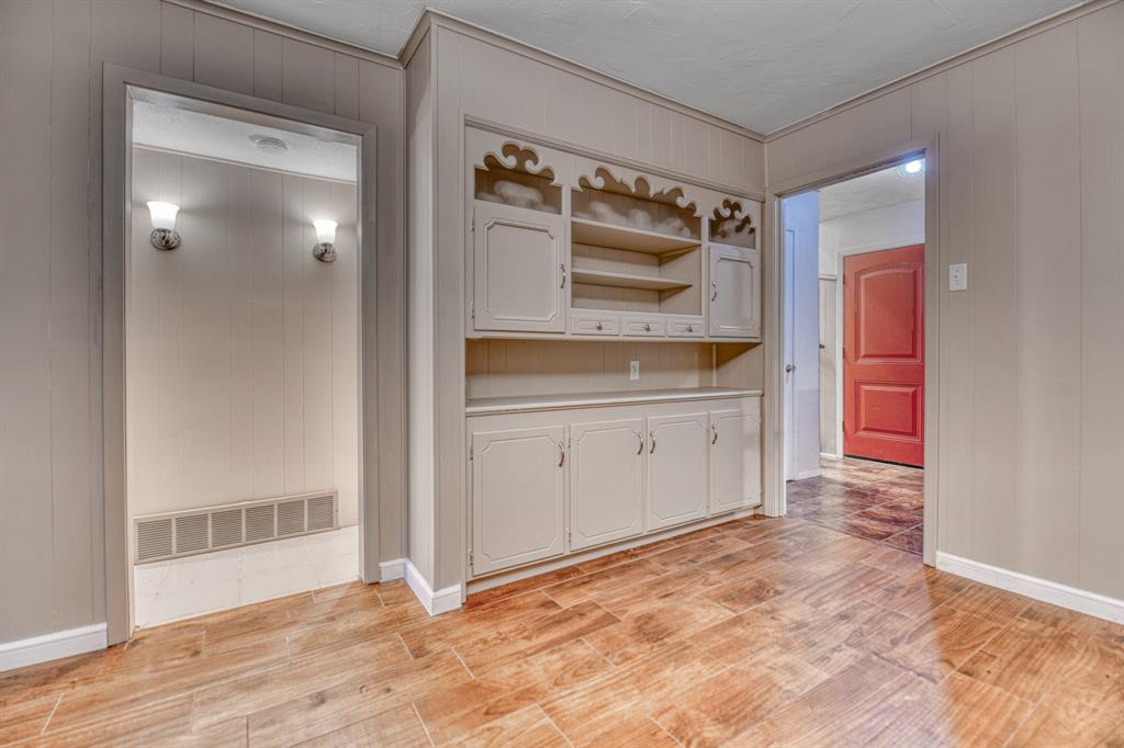 University Estates - Residential Lease