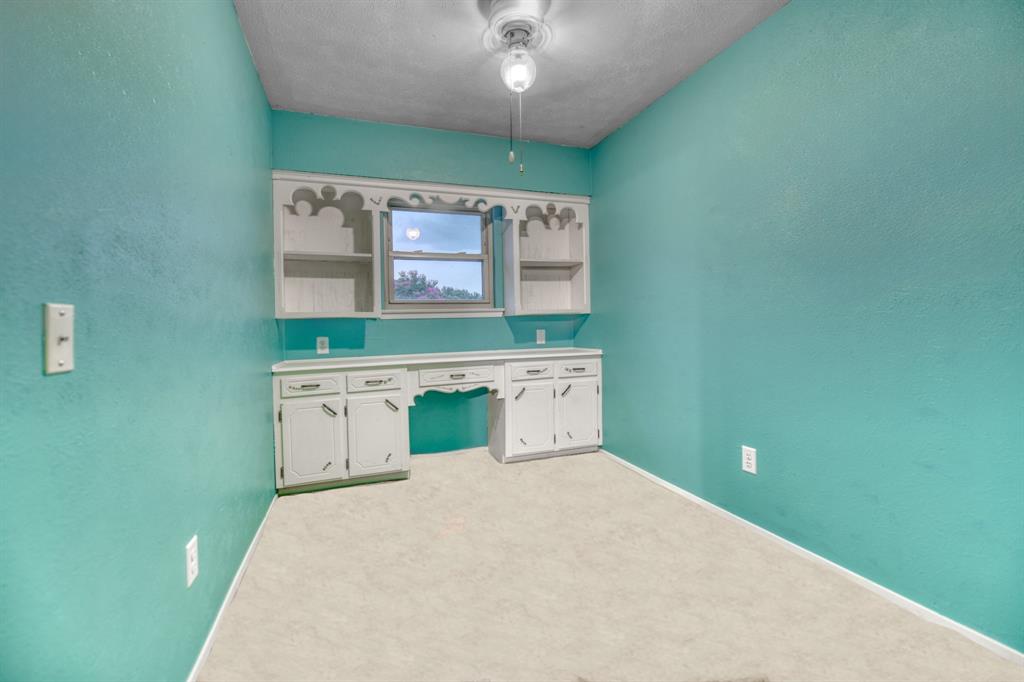 University Estates - Residential Lease