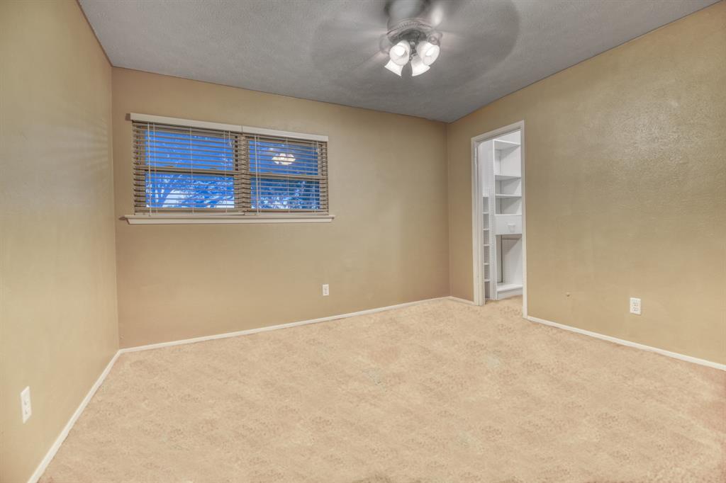 University Estates - Residential Lease