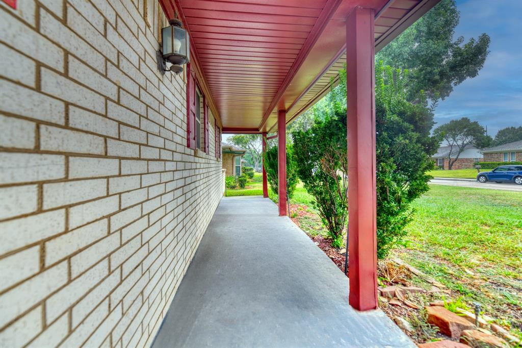 University Estates - Residential Lease