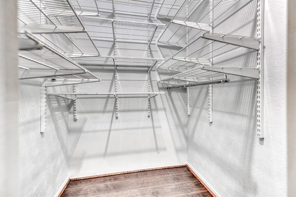 University Estates - Residential Lease