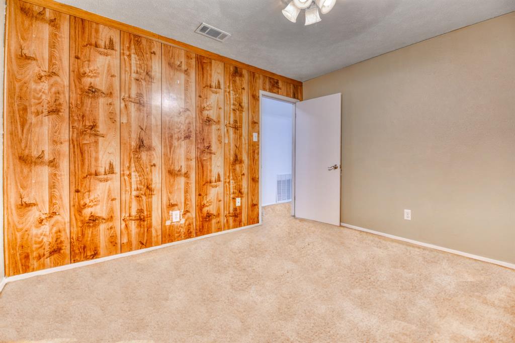 University Estates - Residential Lease