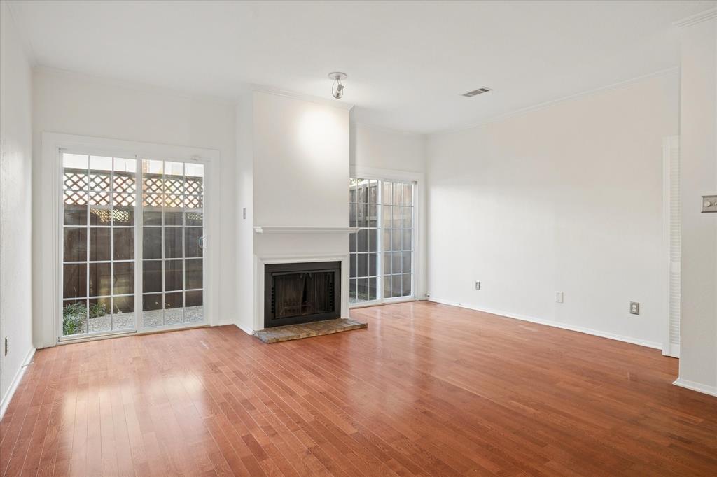 4418 BOWSER CONDOMINIUM - Residential