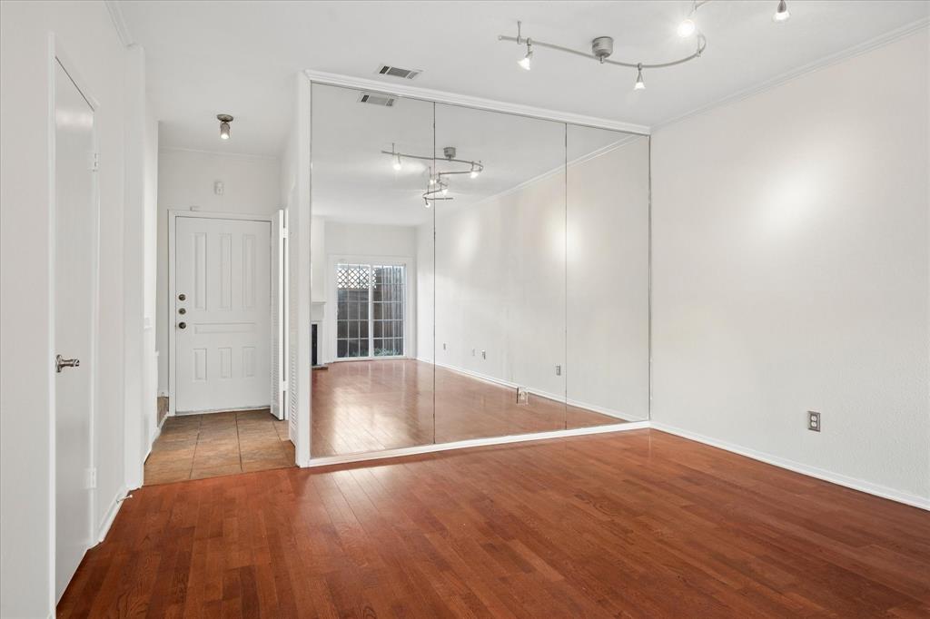 4418 BOWSER CONDOMINIUM - Residential