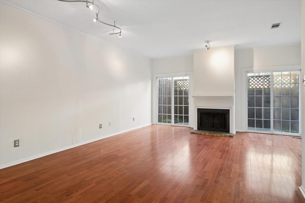 4418 BOWSER CONDOMINIUM - Residential