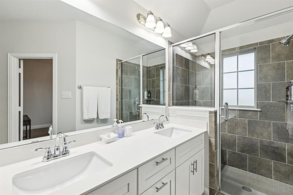 Huntington Villas - Residential