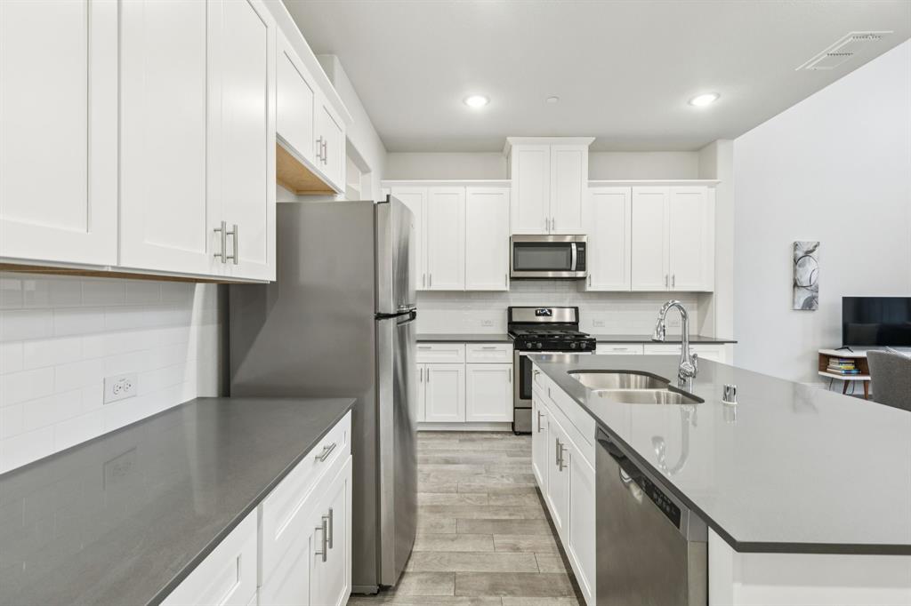 Huntington Villas - Residential