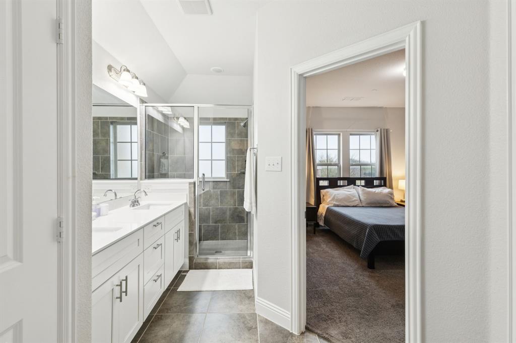 Huntington Villas - Residential