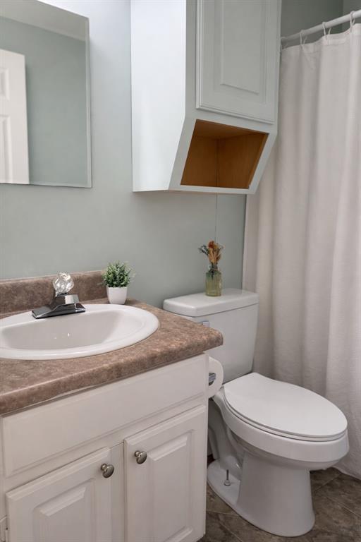 Cypress Lake East #4 - Residential