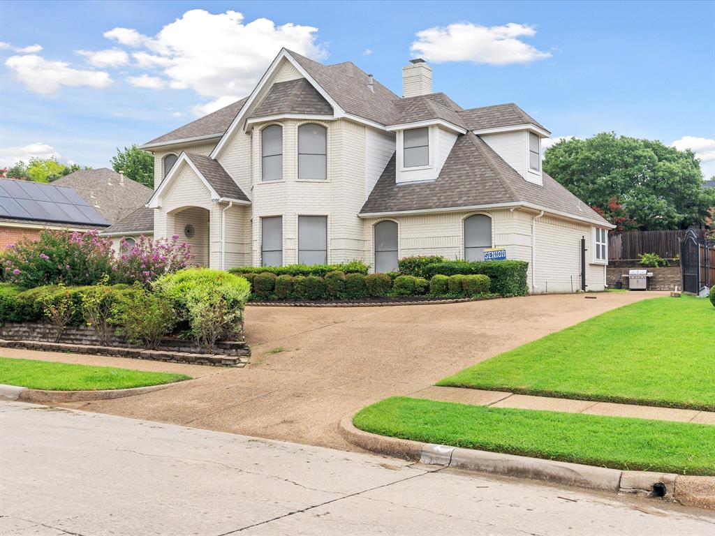 10186 Meadowcrest Drive