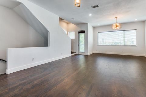 4609 Steel Street Dallas TX 75219