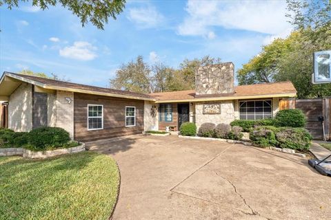 1113 Edwards Court S Irving TX 75062