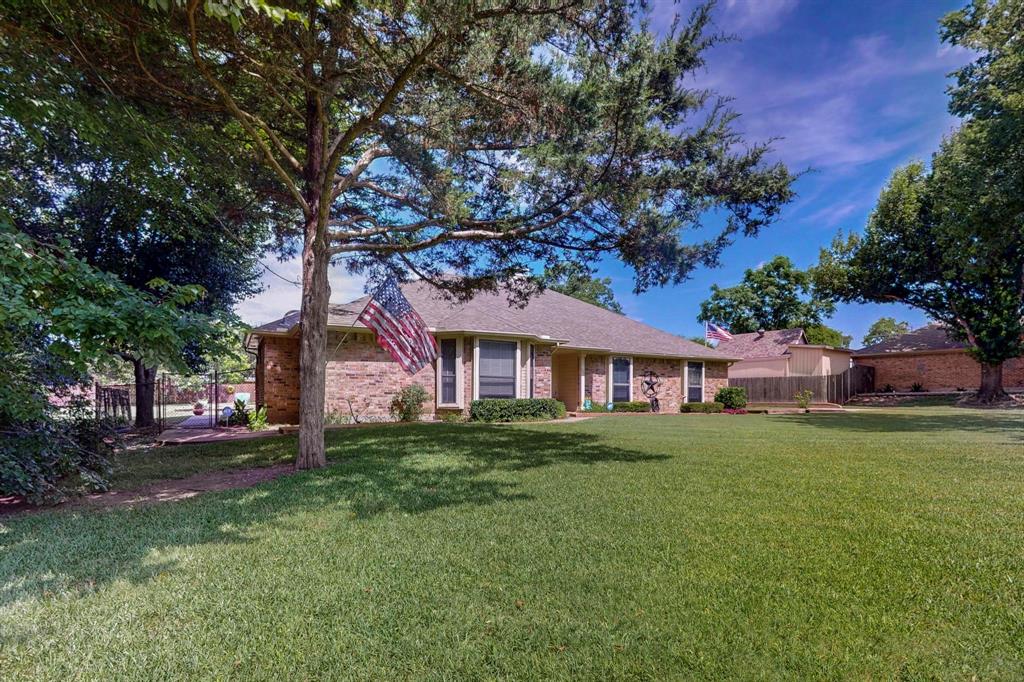 105 Crest Brook Drive