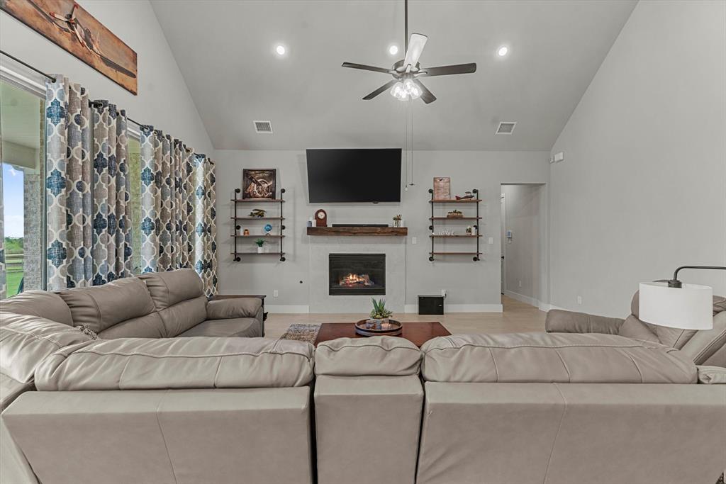 Landon - Residential