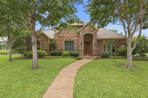 Photo of 600 Hickory Court, Hurst, TX 76054 (MLS # 21335290)