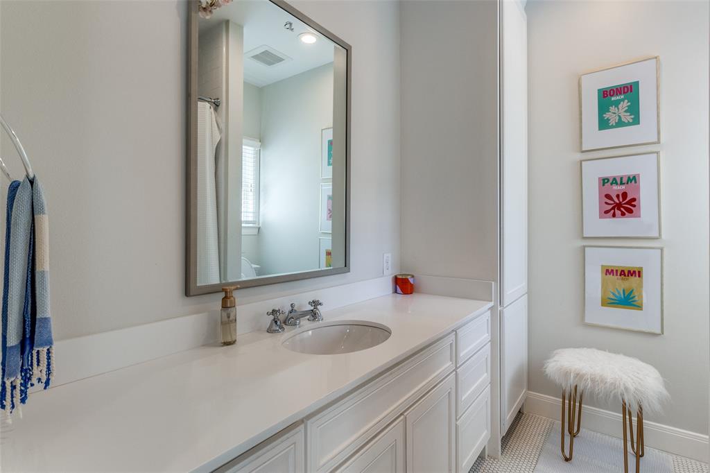 UNIVERSITY HEIGHTS - Residential