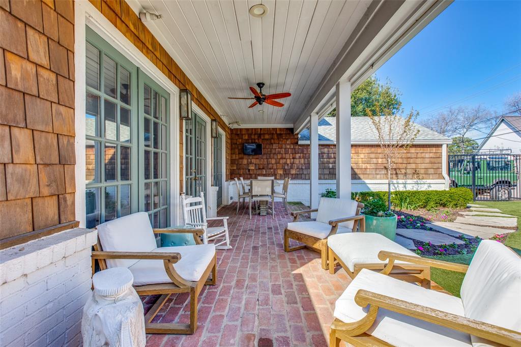 UNIVERSITY HEIGHTS - Residential