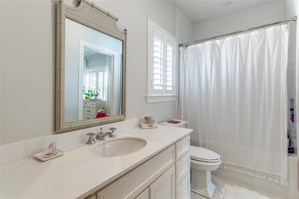 UNIVERSITY HEIGHTS - Residential