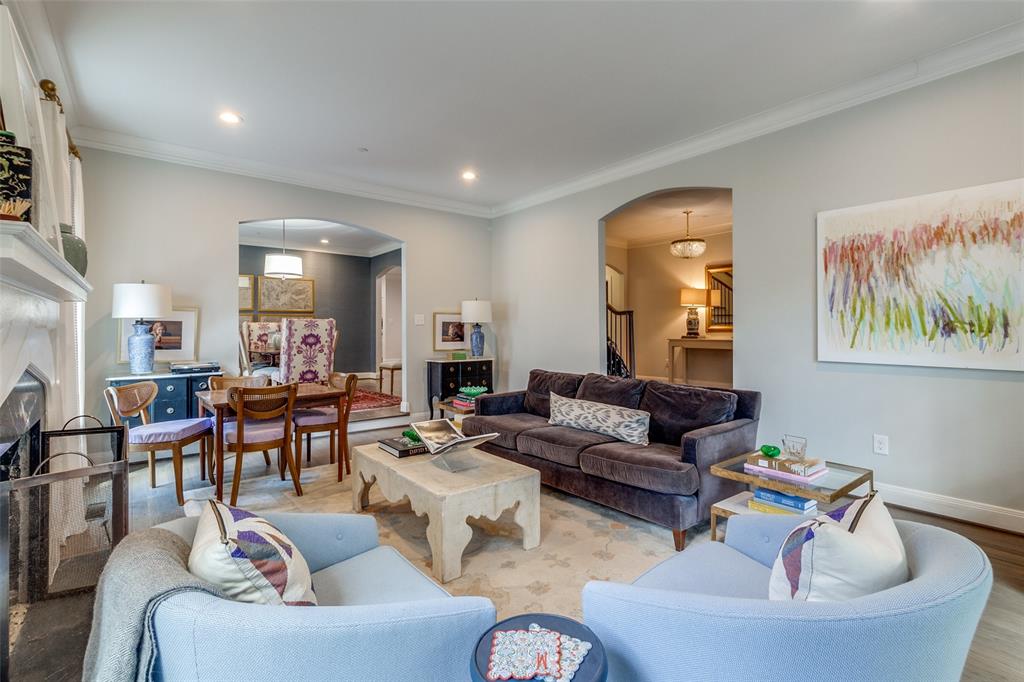 UNIVERSITY HEIGHTS - Residential