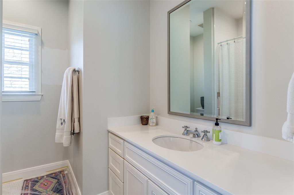 UNIVERSITY HEIGHTS - Residential