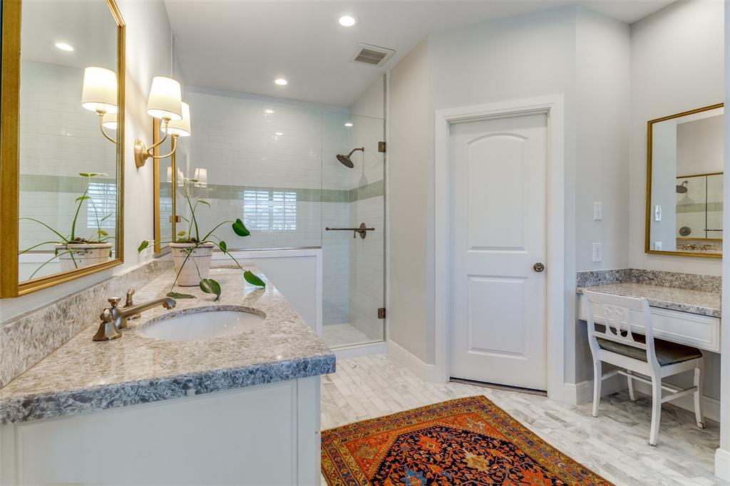 UNIVERSITY HEIGHTS - Residential