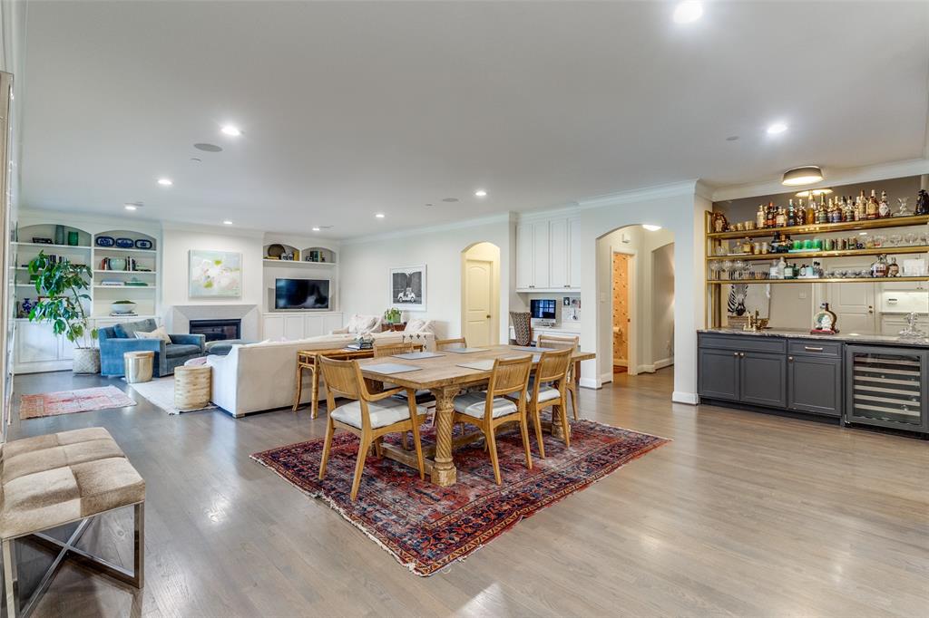 UNIVERSITY HEIGHTS - Residential