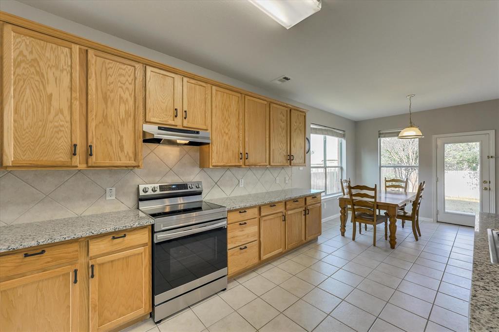 VILLAGES OF WOODLAND SPRINGS - Residential