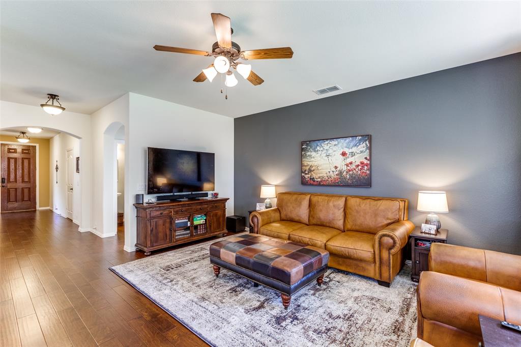 2728 Pine Trail Drive
