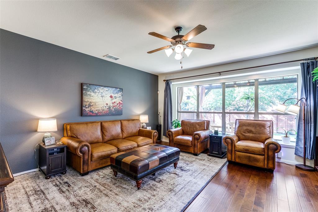 2728 Pine Trail Drive