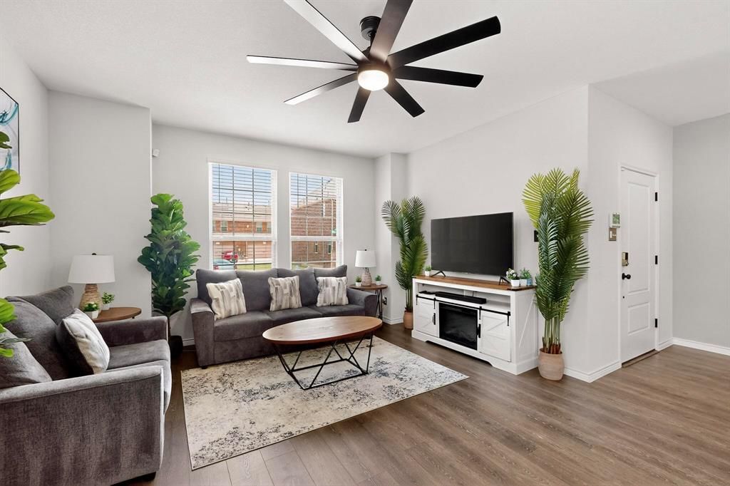 Photo of 2101 Steer Creek Place, Mesquite, TX 75149 (MLS # 20986950)