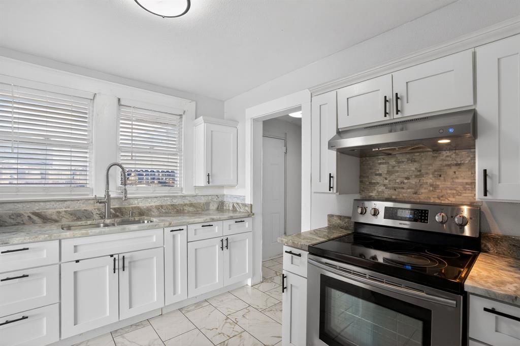 Sunset Summit - Residential