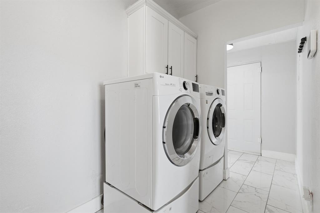 Sunset Summit - Residential