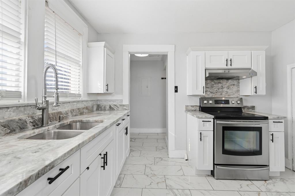 Sunset Summit - Residential