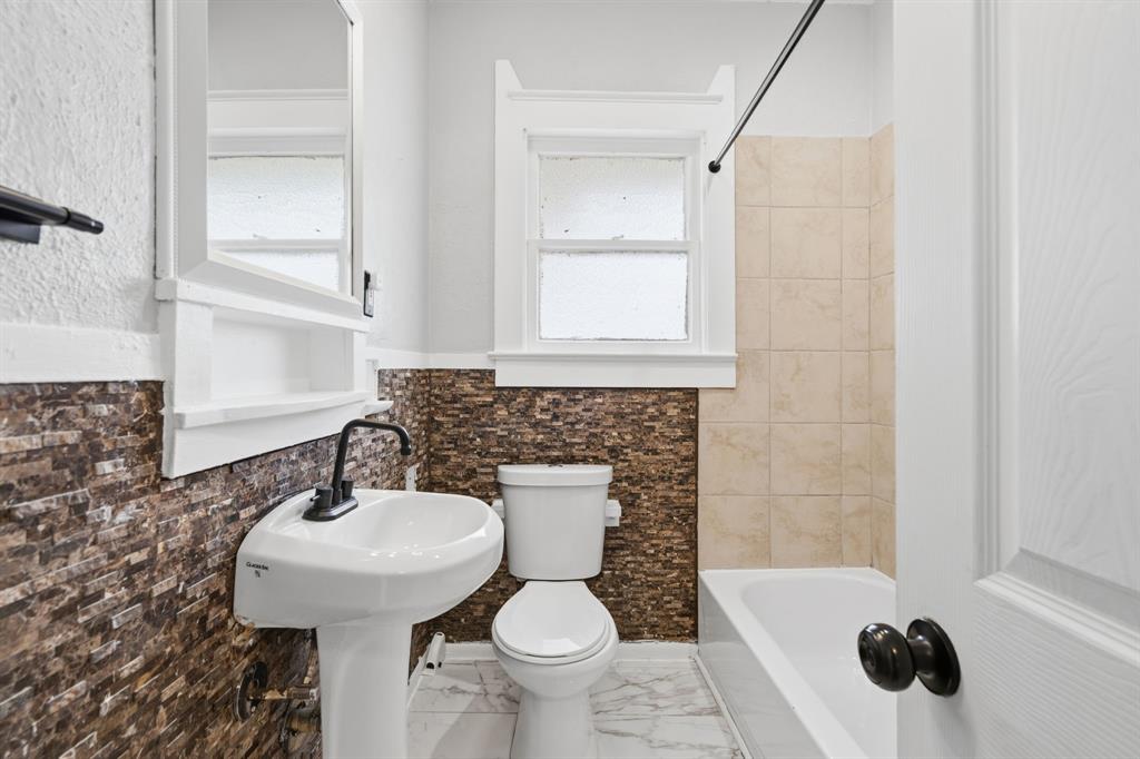 Sunset Summit - Residential