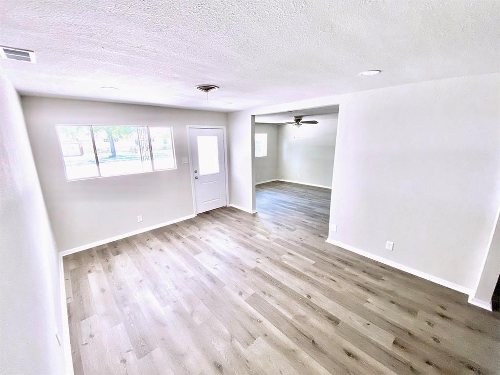 Chamberlain Arlington Heights 1st - Residential Lease