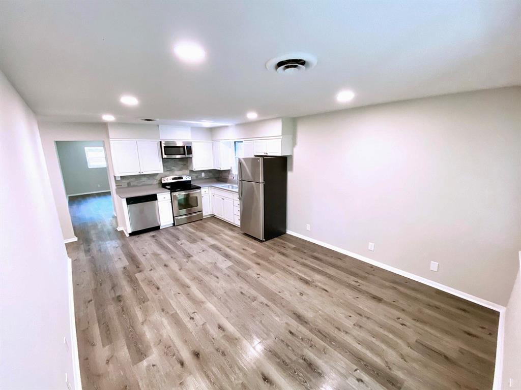 Chamberlain Arlington Heights 1st - Residential Lease