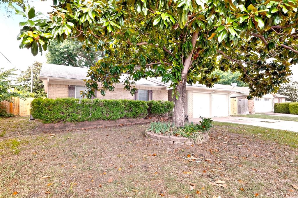 6005 Stardust Drive S
