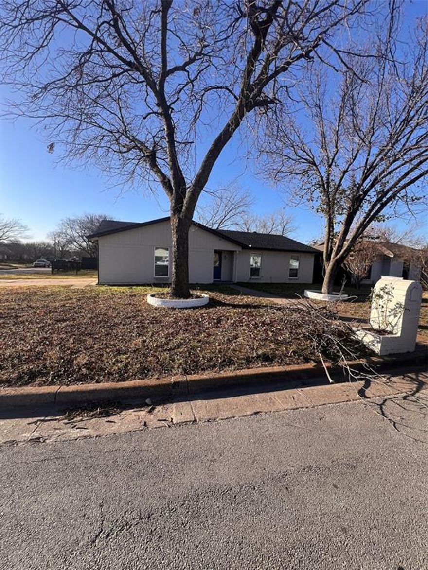 Welcome to this great starter home featuring 3 bedrooms and 2 full baths. While the home may need a little TLC, the updates are minimal. The roof was replaced just a few months ago, and the windows were updated within the last few years. The kitchen offers an openconcept layout that flows seamlessly into the living area and includes a refrigerator and washer. Situated on a corner lot, the property features side-entry parking, a gated area leading to additional rear parking, and a two-car covered parking space. A storage shed is also included. The seller is highly motivated and ready to sell don’t miss this opportunity!