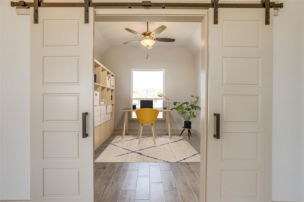 1097 Colt Road