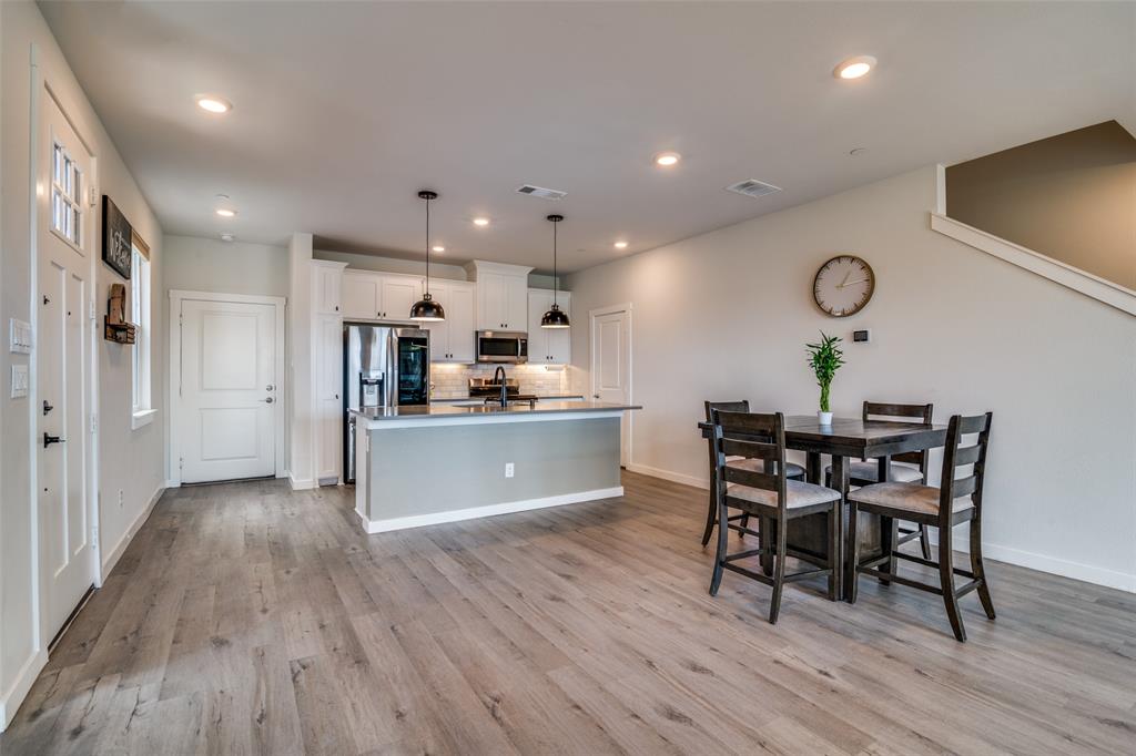 Woodbridge Twnhms Tr A-4, Ph 1 - Residential