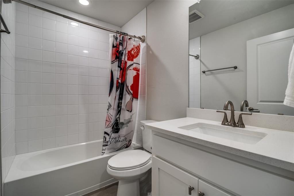 Woodbridge Twnhms Tr A-4, Ph 1 - Residential